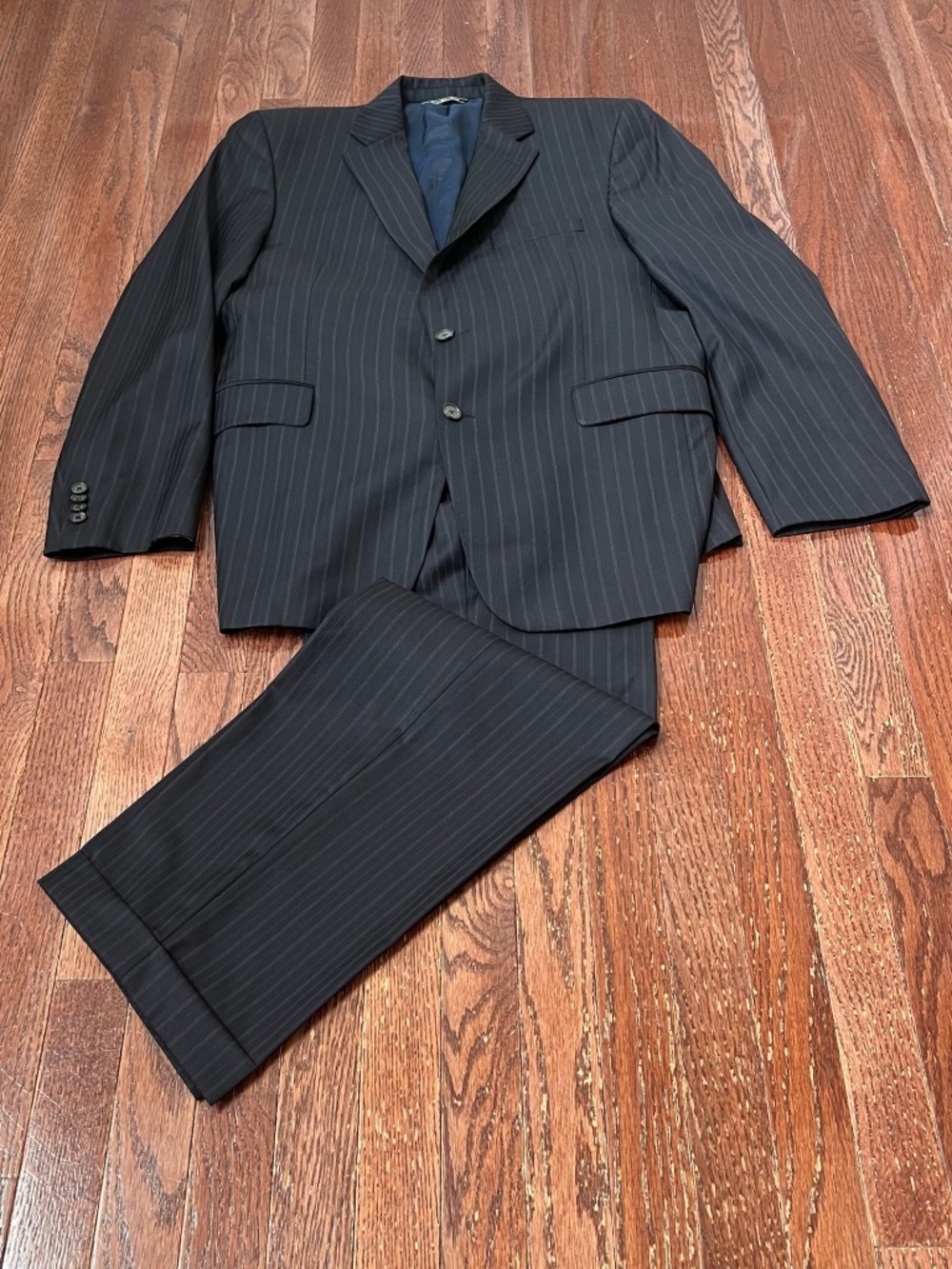 Jack Victor Exclusive Collection Black Pinstripe 2-Piece Wool Suite, Size 42R